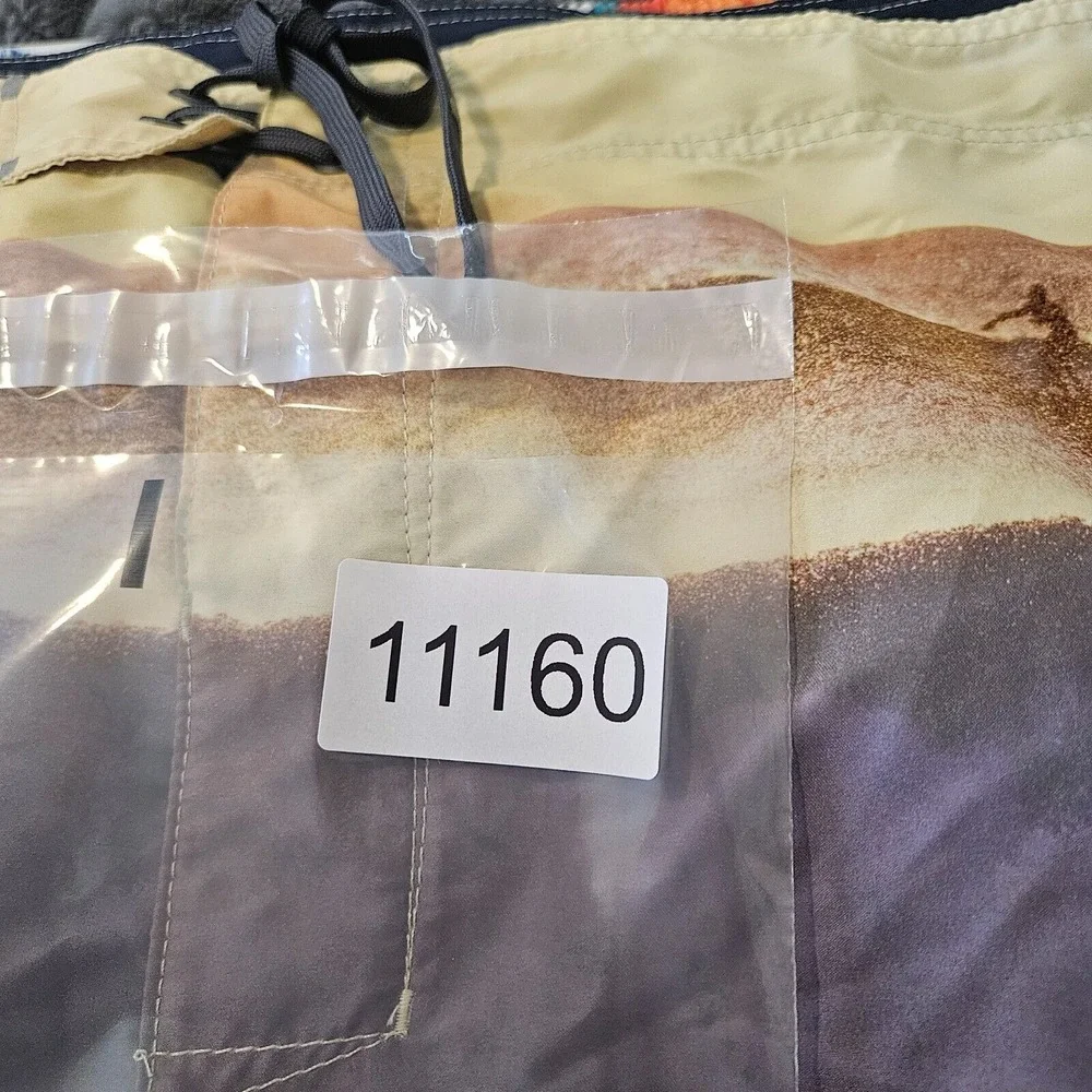Tommy Bahama $99 nwt
